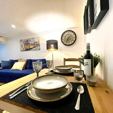 Oleiro Cozy Apartment ลิสบอน ภายนอก รูปภาพ
